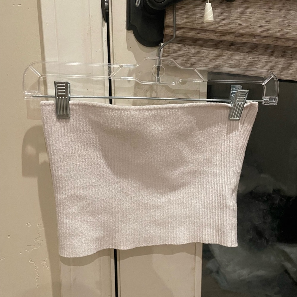 la hearts white ribbed tube top